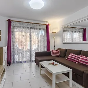 Cristianos Royal Gardens Apartment