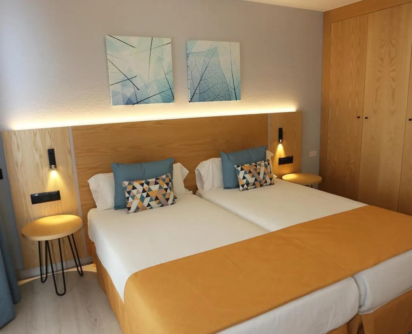 Apartment Hotel-Apartamentos Andorra Playa de las Americas